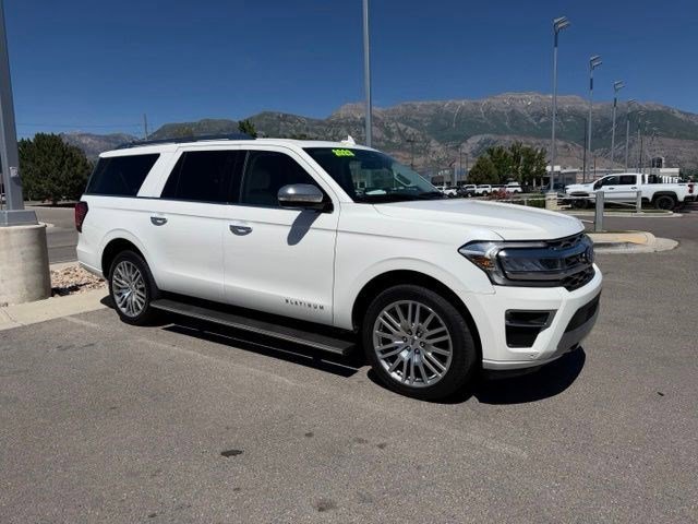 Used 2023 Star White Metallic Tri-Coat Ford Platinum image 3