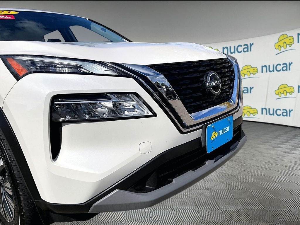 Certified Used 2023 White Nissan SV image 31