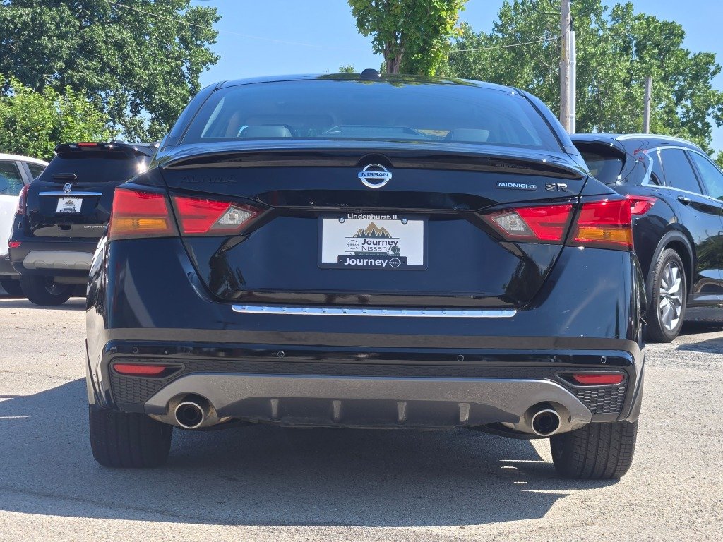 Used 2022 Black Nissan 2.5 SR image 13