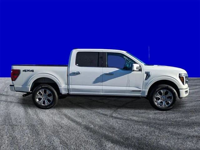 New 2026 Star White Metallic Tri-Coat Ford Platinum® image 3