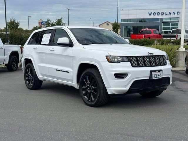 2020 Jeep Grand Cherokee Altitude