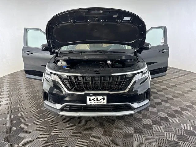 Used 2023 Black Kia LX Seat Package image 13