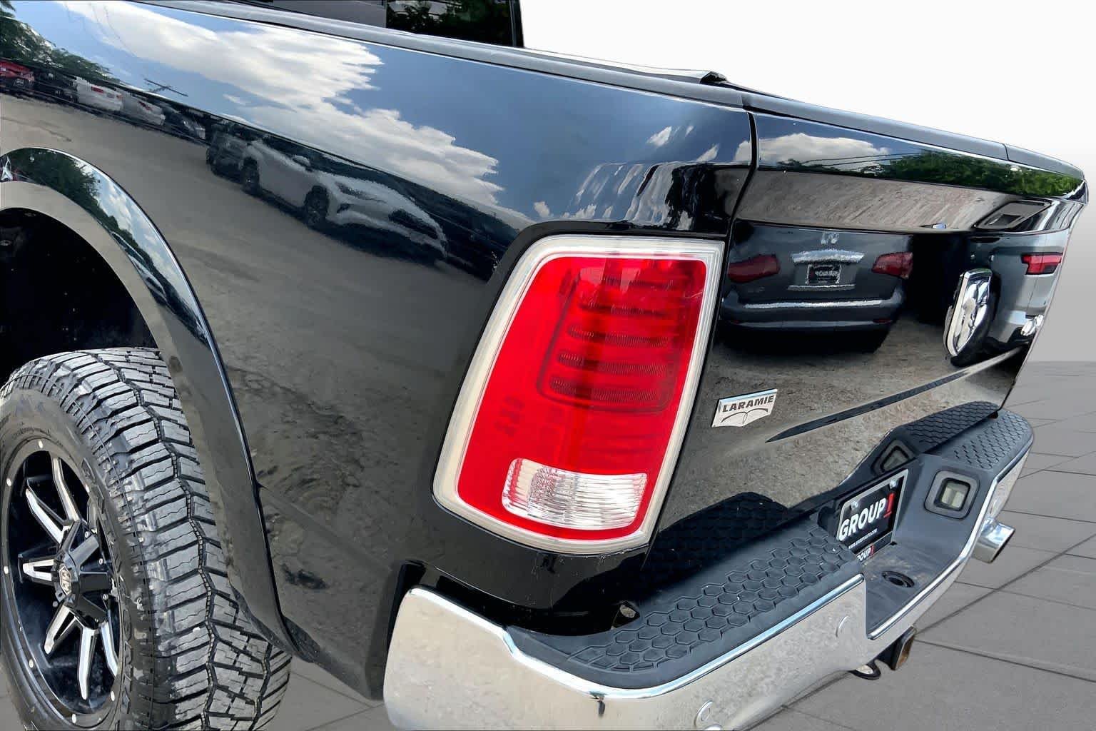 Used 2015 Black Clearcoat Ram Laramie image 27