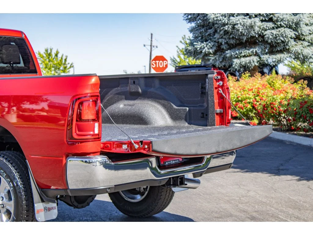 New 2026 MOLTEN RED PEARL Ram Big Horn image 10