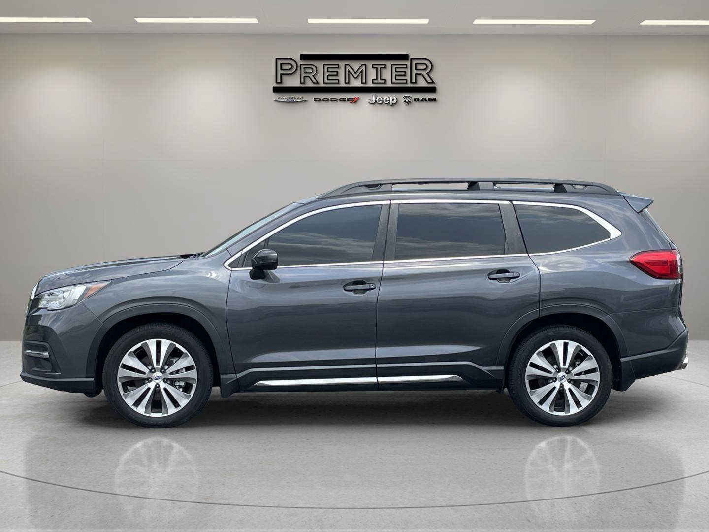 Used 2021 Magnetite Gray Metallic Subaru  image 11