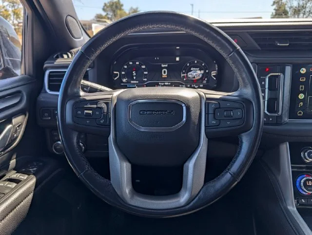 Used 2022 Black GMC Denali image 13