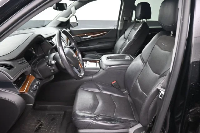 Used 2020 Black Cadillac Premium image 23