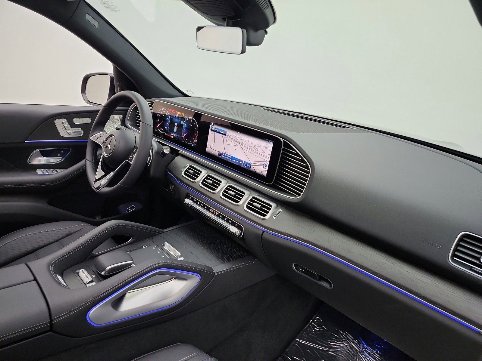 New 2026 Obsidian Black Metallic Mercedes-Benz GLE 580 4MATIC® SUV image 43