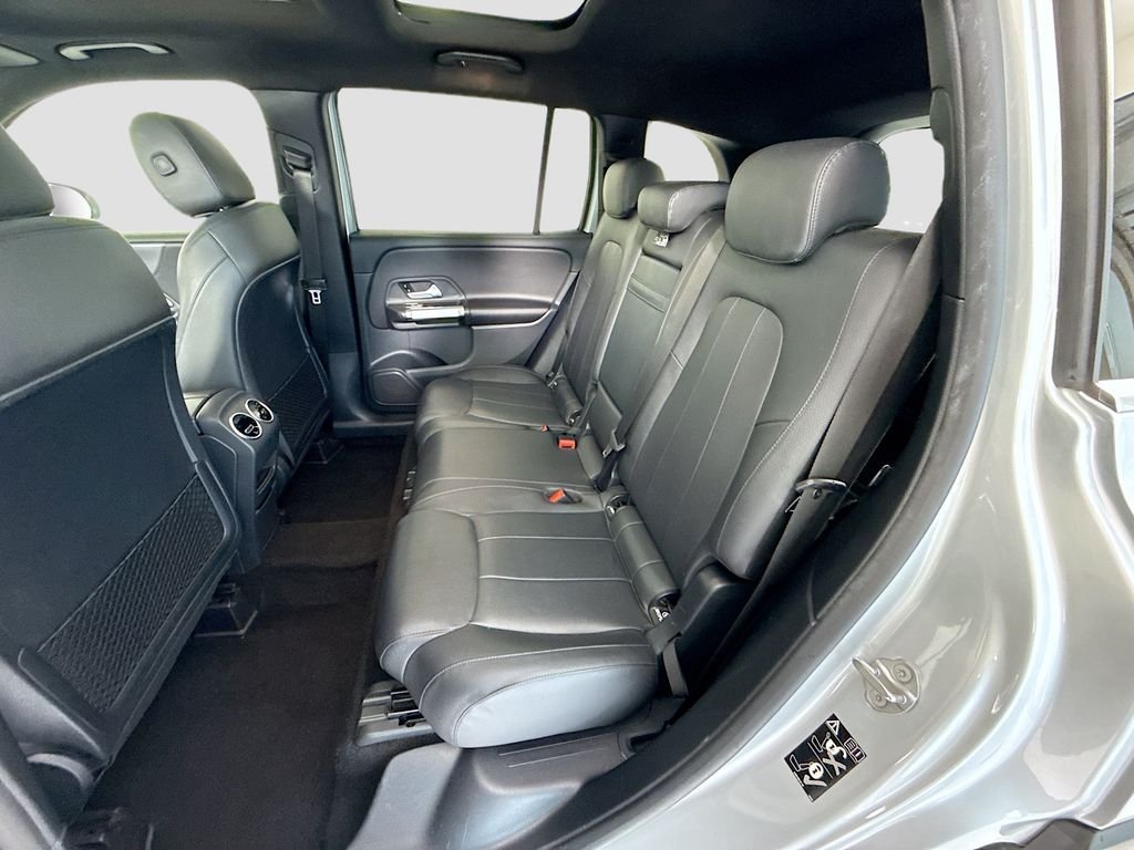 Used 2023 Iridium Silver Metallic Mercedes-Benz GLB 250 image 21