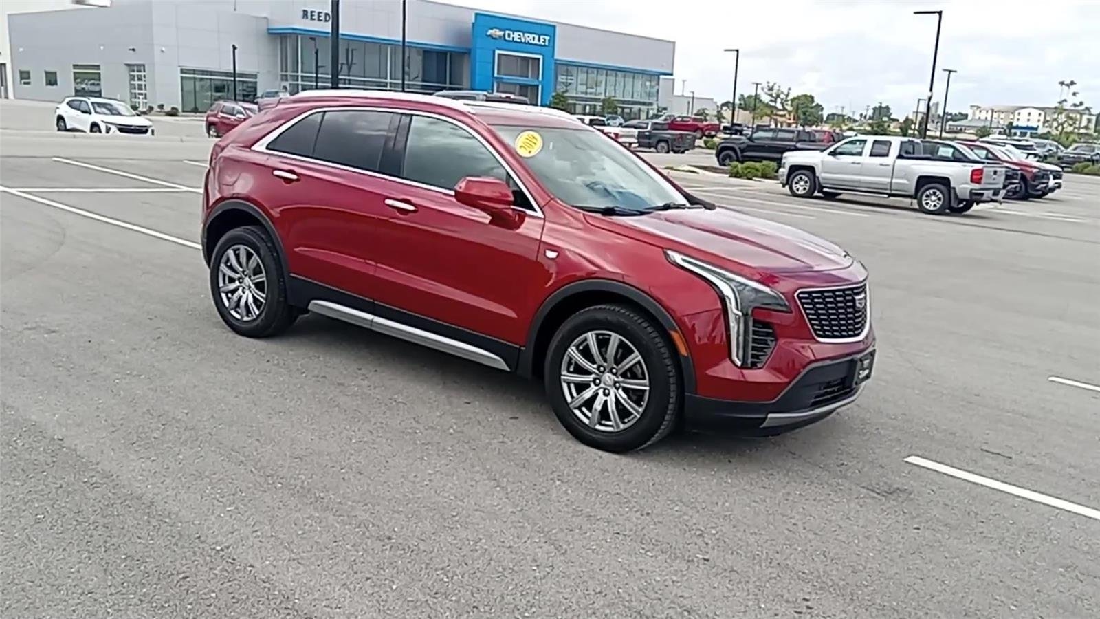 Used 2019 Cadillac XT4 Premium Luxury with VIN 1GYFZCR46KF119253 for sale in Kansas City