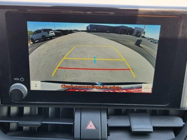 Used 2024 Wind Chill Pear Toyota SE image 17