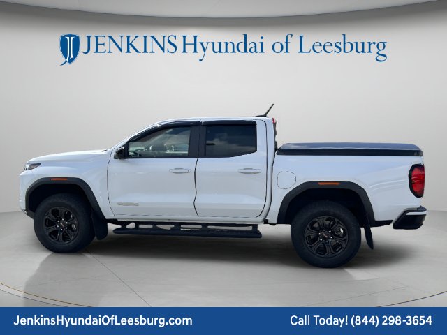 Used 2024 Summit White GMC Elevation image 8