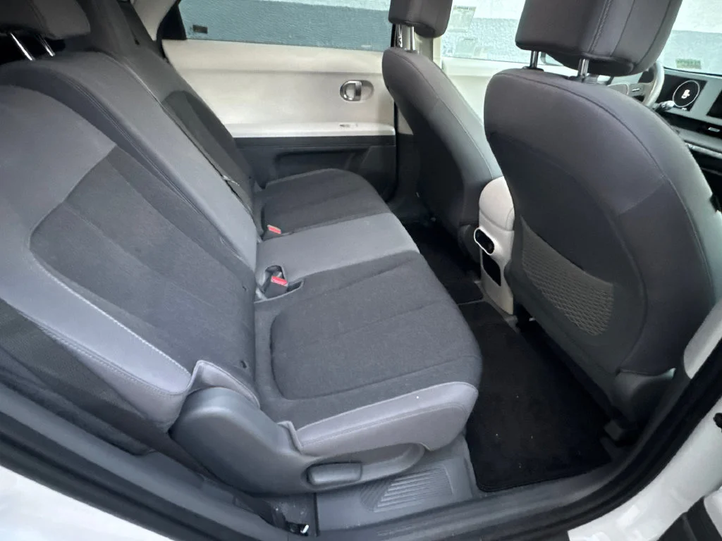 Used 2024 White Hyundai SEL image 19