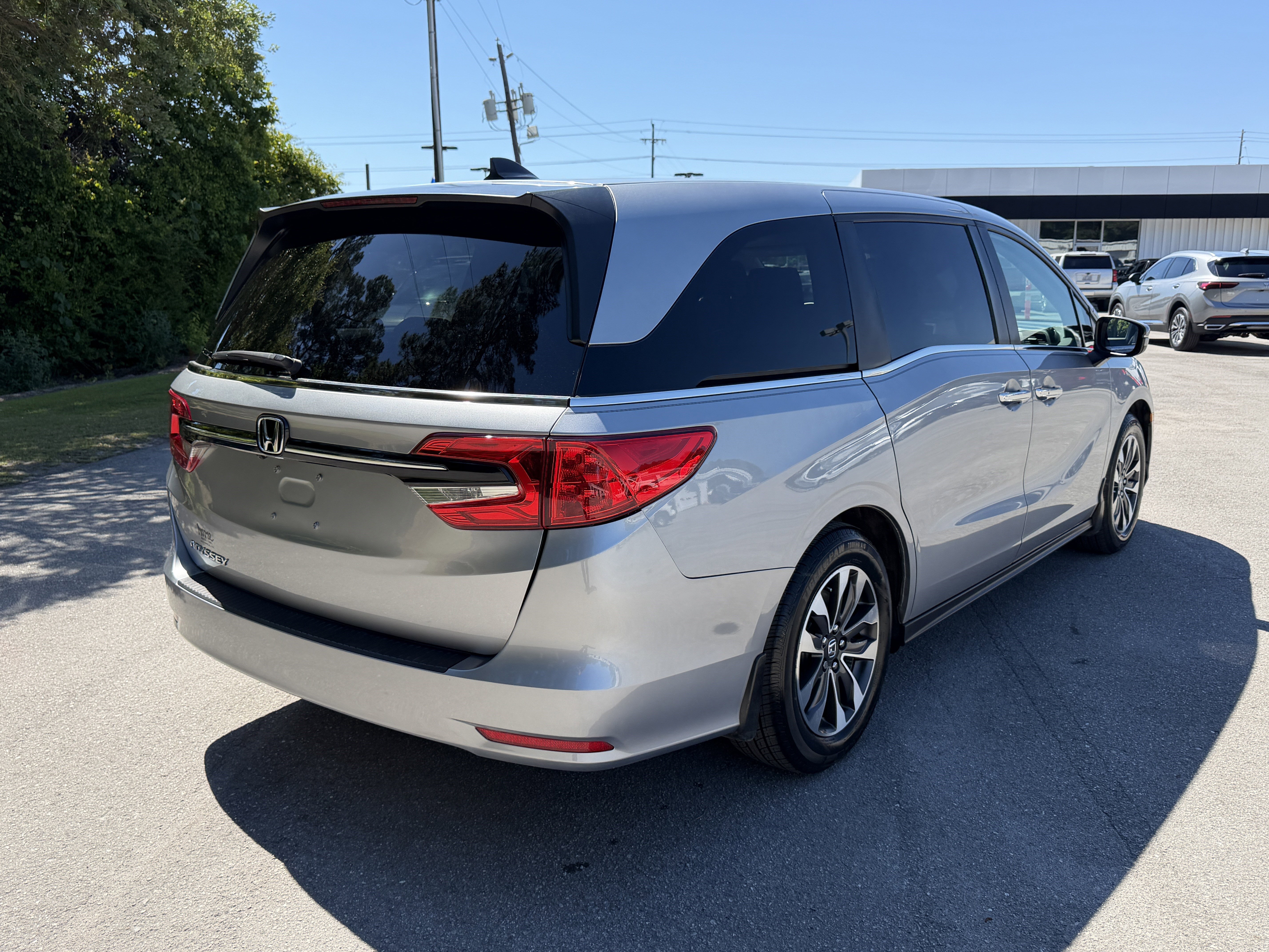 Used 2024  Honda EX-L image 36