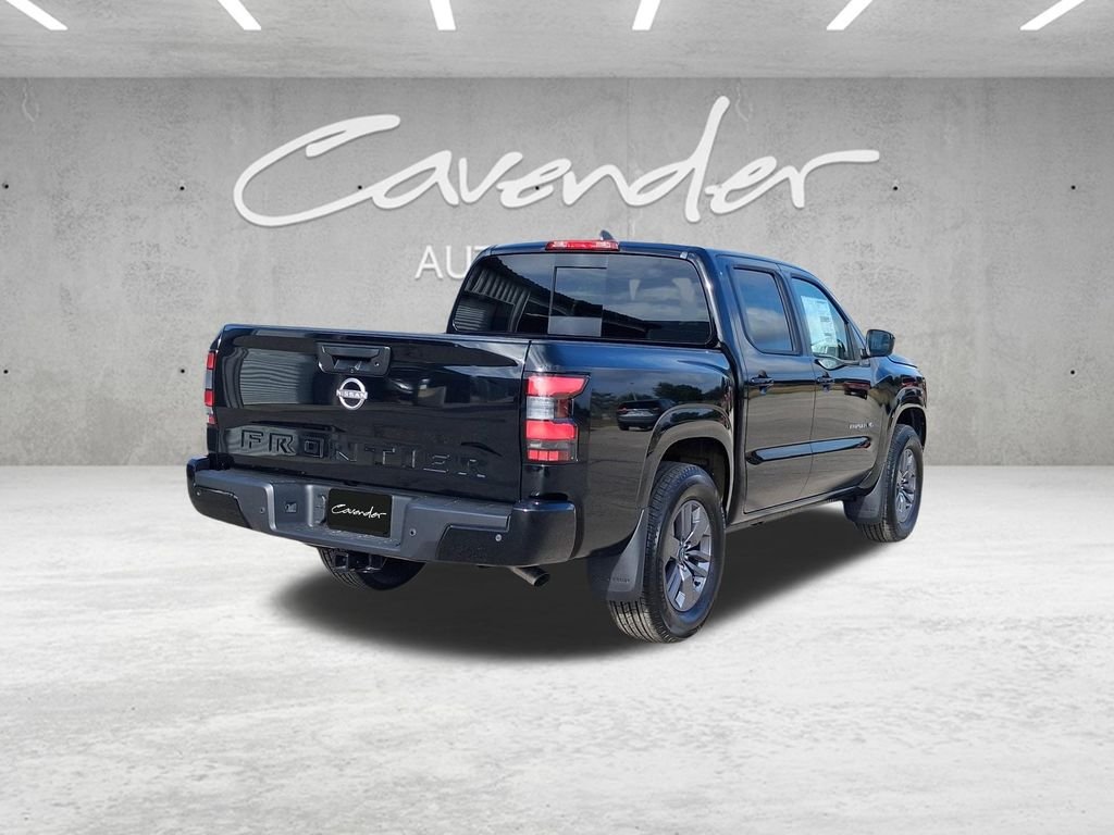 New 2027 Super Black Nissan Crew Cab SV image 17