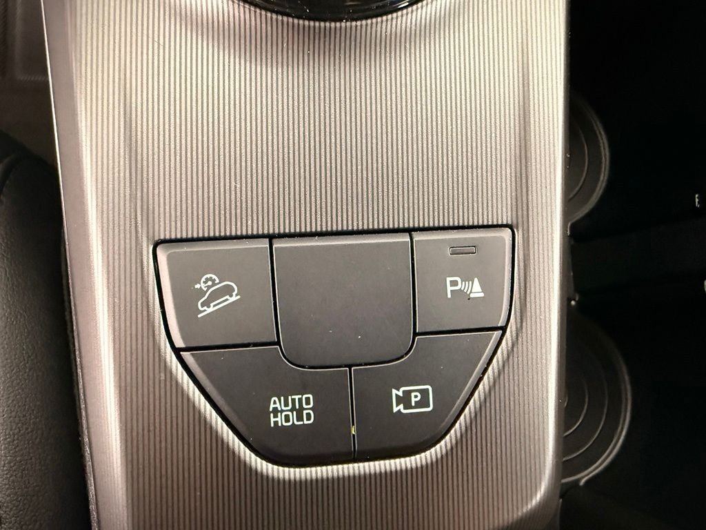 Used 2026 Gravity Gray Kia EX image 26