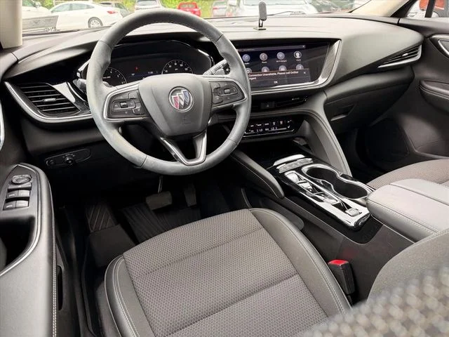 Used 2022 Brown Buick Preferred image 11