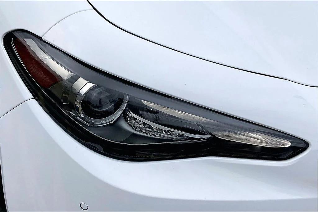 Used 2022 White Alfa Romeo Sprint image 27