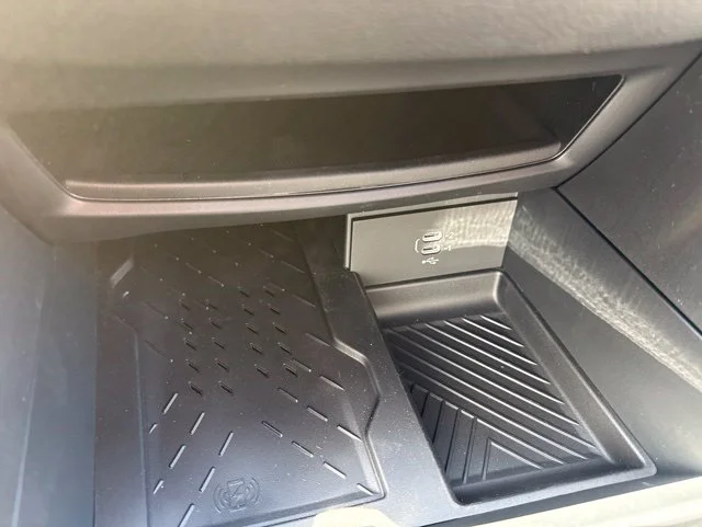 New 2027 Black Chrysler Limited image 29