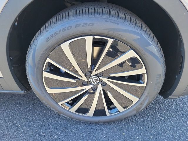 New 2025 Silver Volkswagen Pro image 20