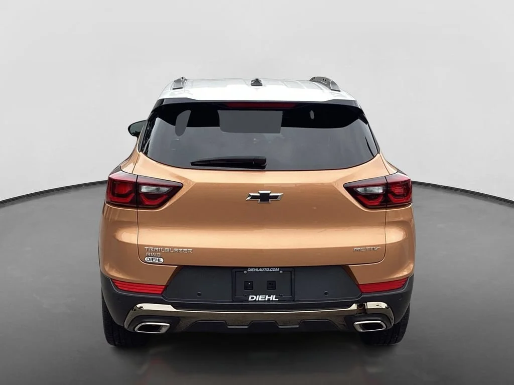 Used 2024 Copper Harbor Metallic Chevrolet ACTIV image 6