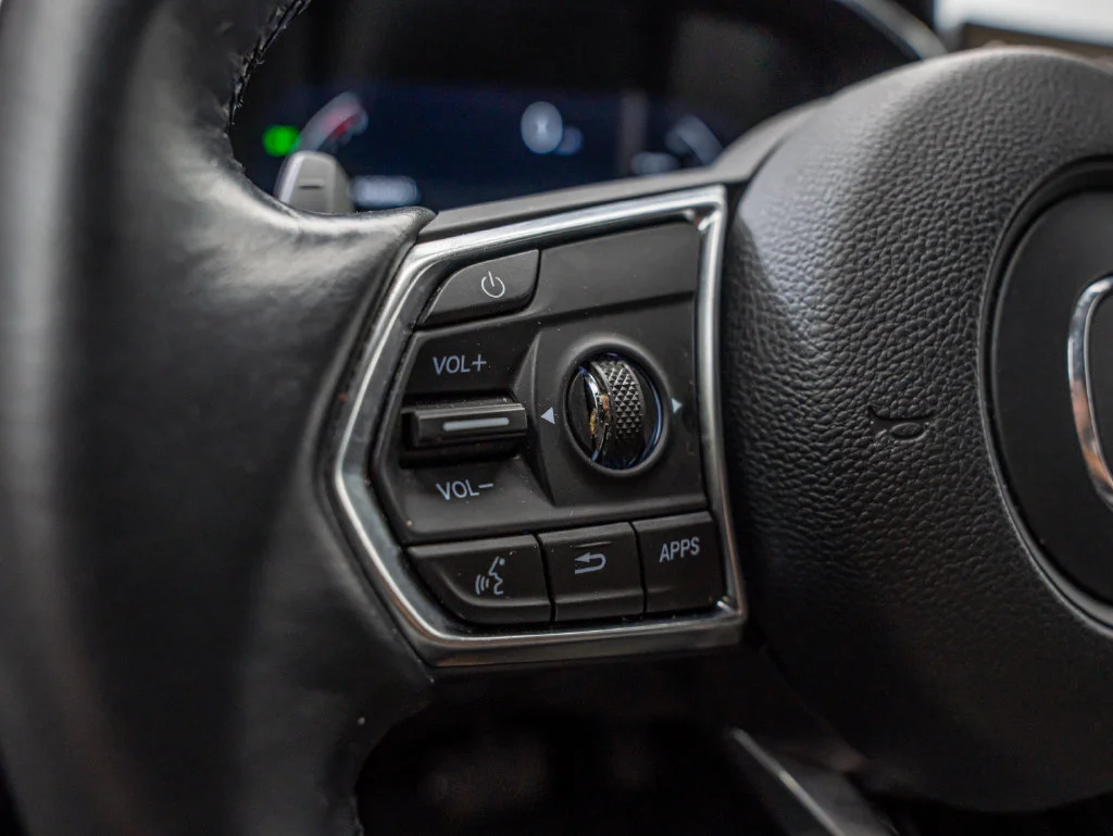 Used 2024 Liquid Carbon Metallic Acura Technology image 31