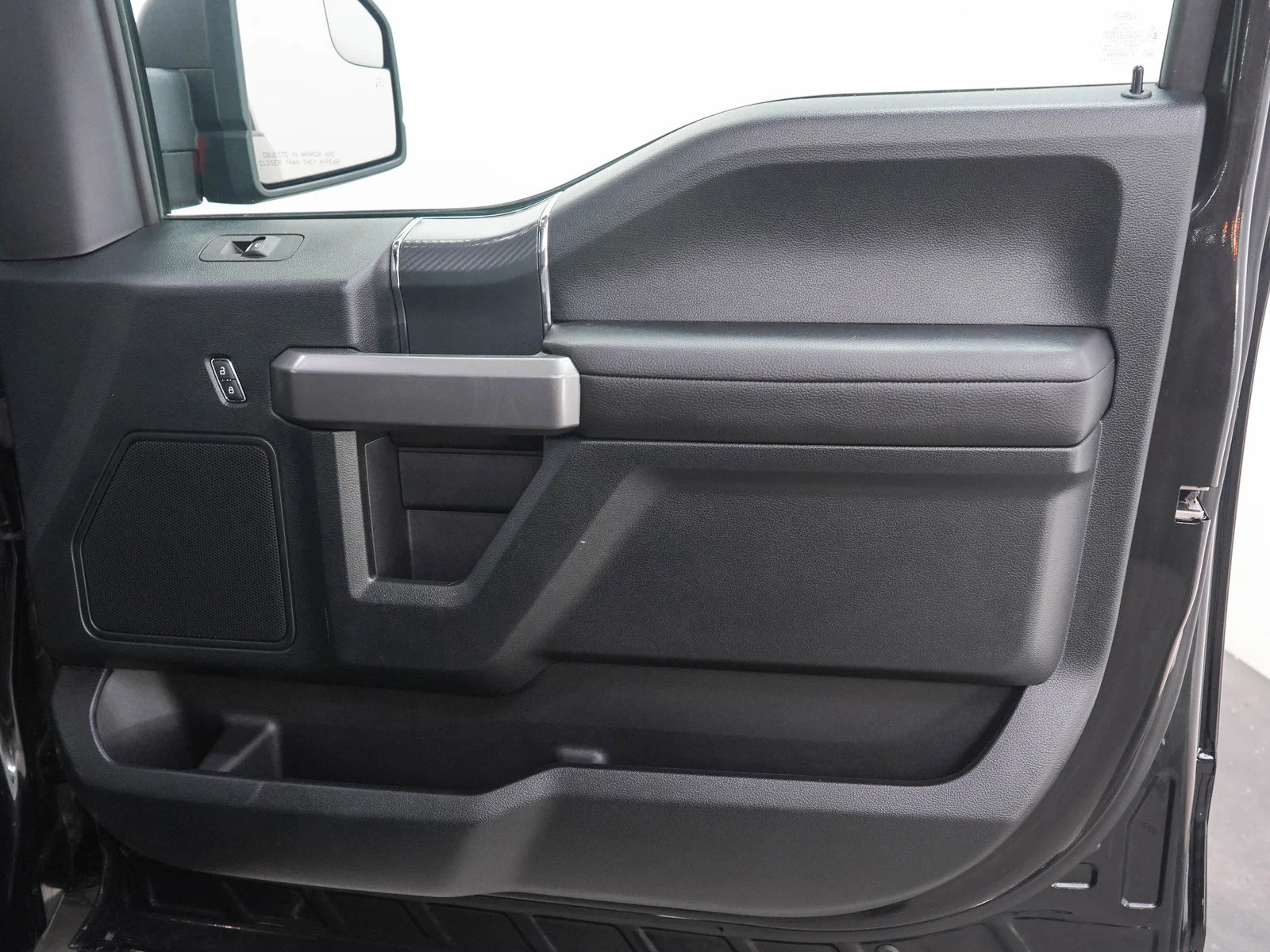 Used 2019  Ford xlt image 12