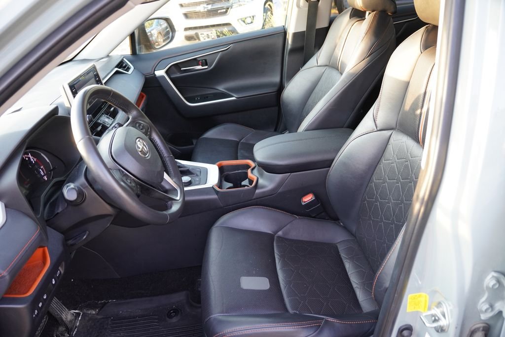 Used 2019 Lunar Rock Toyota Adventure image 4