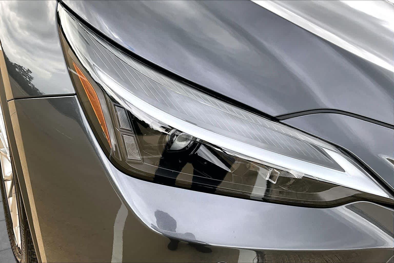 Certified Used 2025 SONIC CHROME Lexus Premium image 28