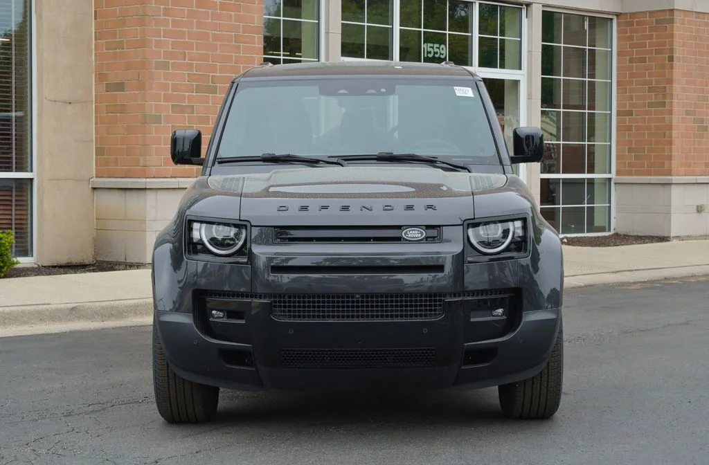 Used 2026 Gray Land Rover S image 4