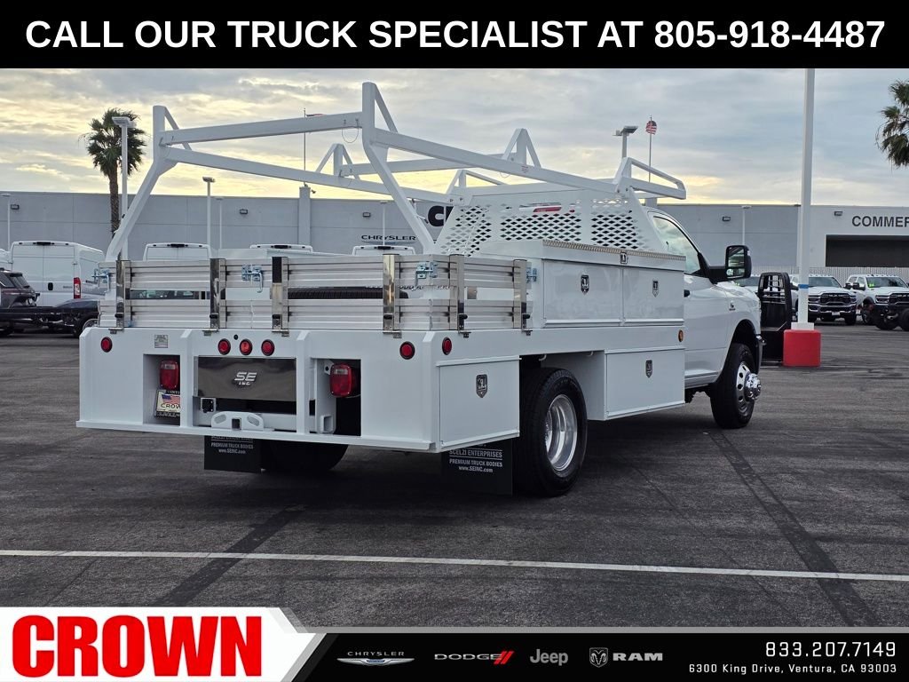 2025 RAM 3500 Chassis Tradesman - Photo 10
