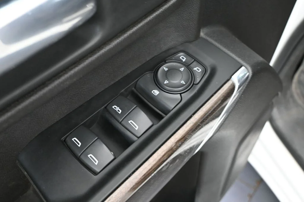 Used 2023 White Chevrolet LT image 23