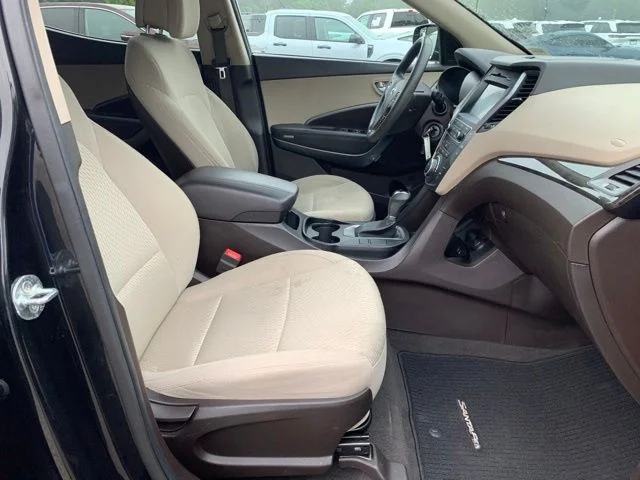Used 2017 Black Hyundai 2.4 Base image 16