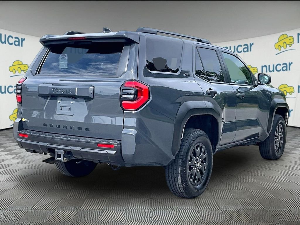 Used 2025  Toyota SR5 image 6