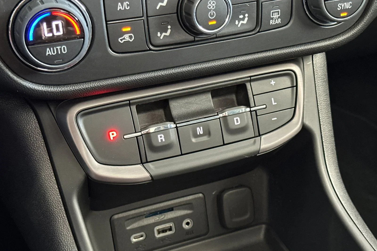 2024 GMC Terrain AT4 - Photo 21