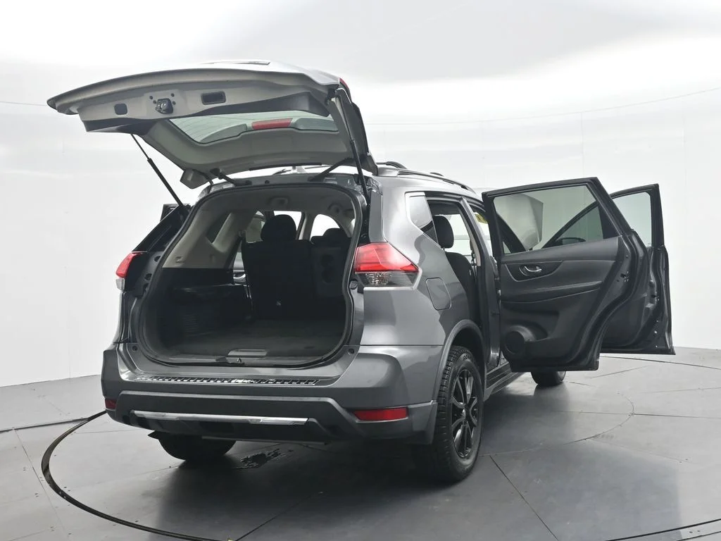 Used 2017 Gun Metallic Nissan SV image 49