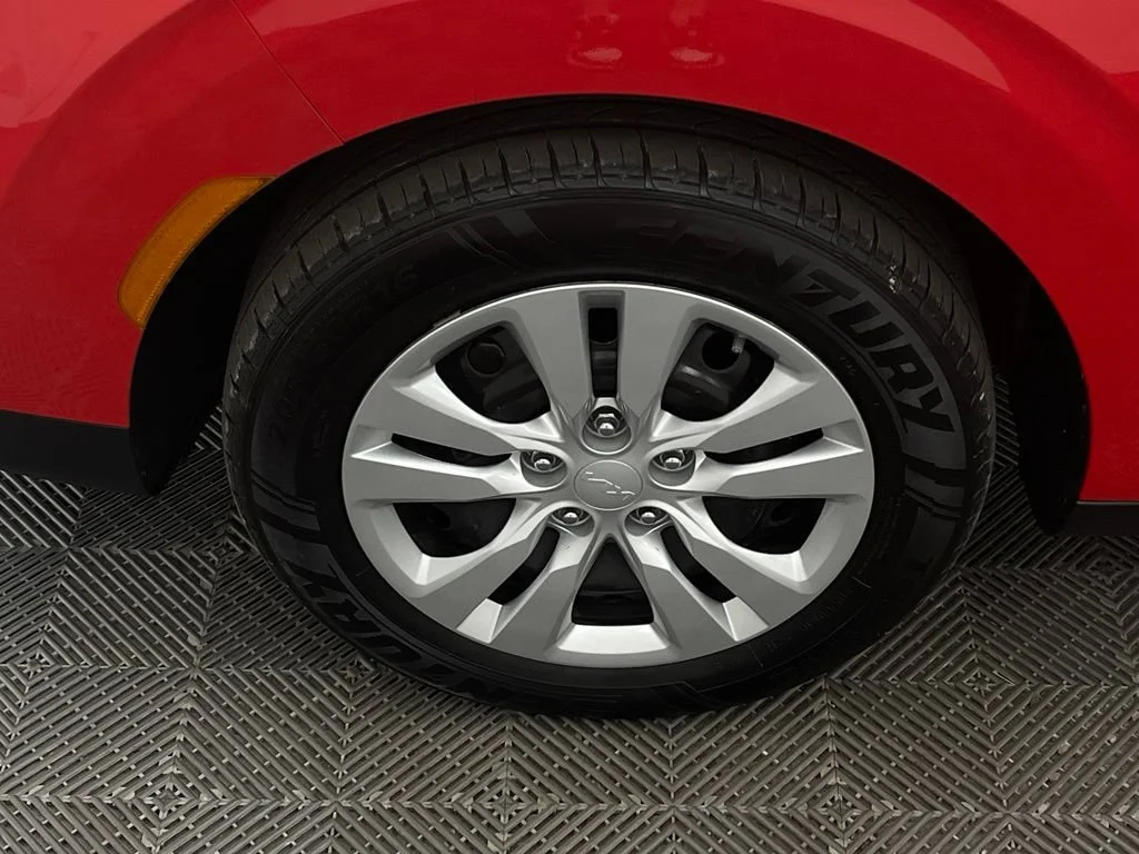 Used 2022  Kia LX image 12