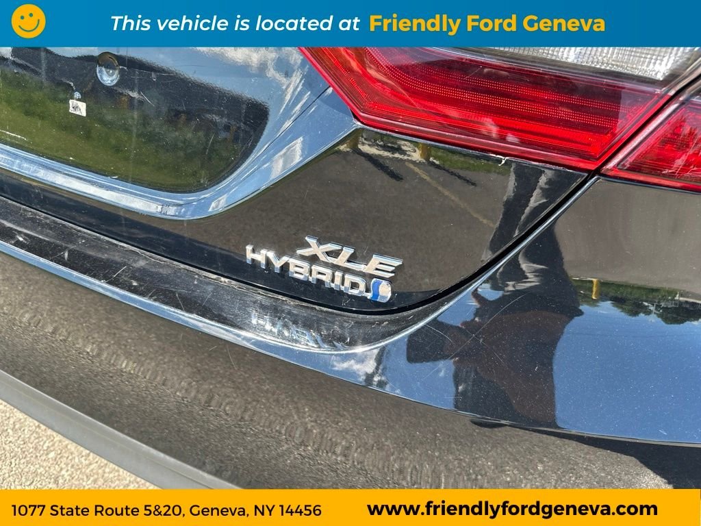 Used 2022 Black Toyota XLE image 26