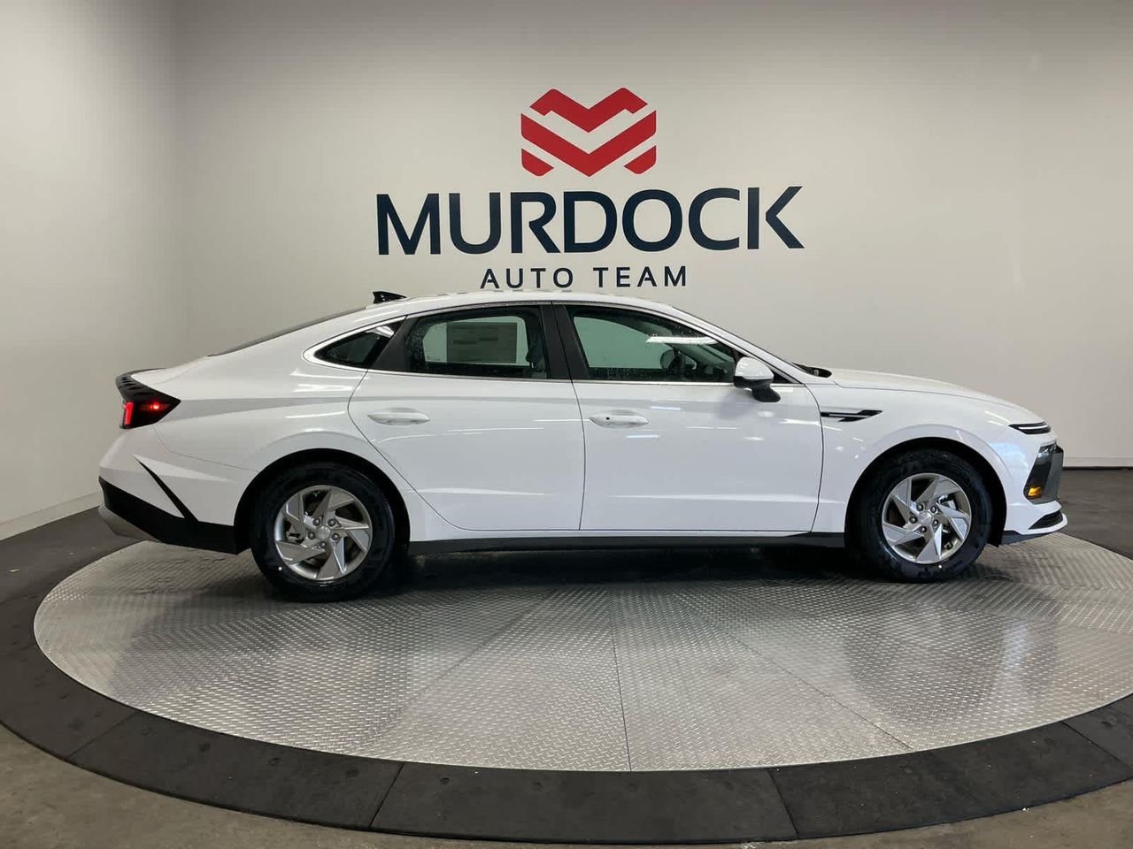 New 2026 Serenity White Hyundai SE image 9