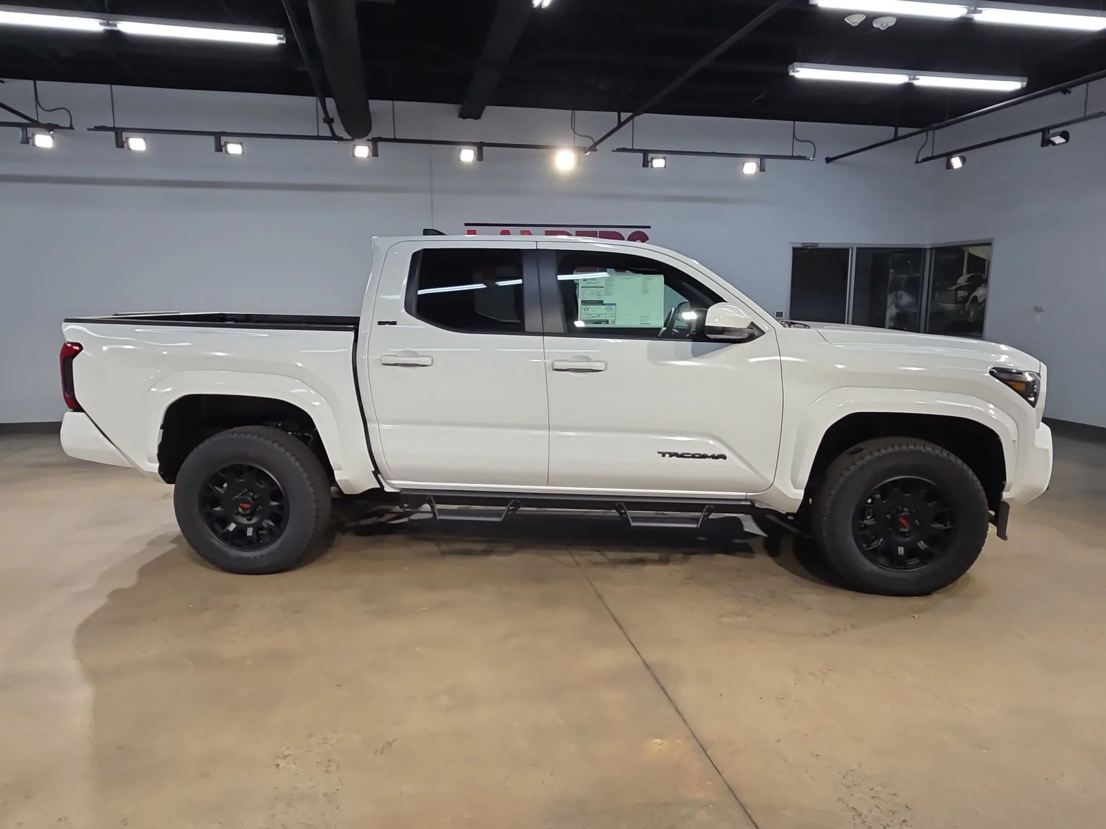 New 2026 Ice Cap Toyota SR5 image 8