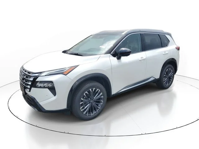 New 2026 Everest White Pearl TriCoat / Super Black Two-tone Nissan Platinum image 2