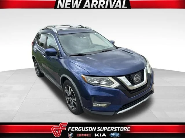 Used 2017 Blue Nissan SL image 1