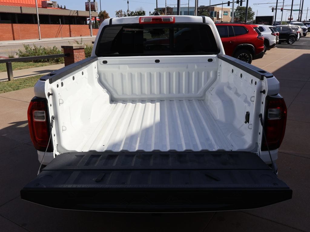 2024 GMC Canyon AT4 - Photo 7