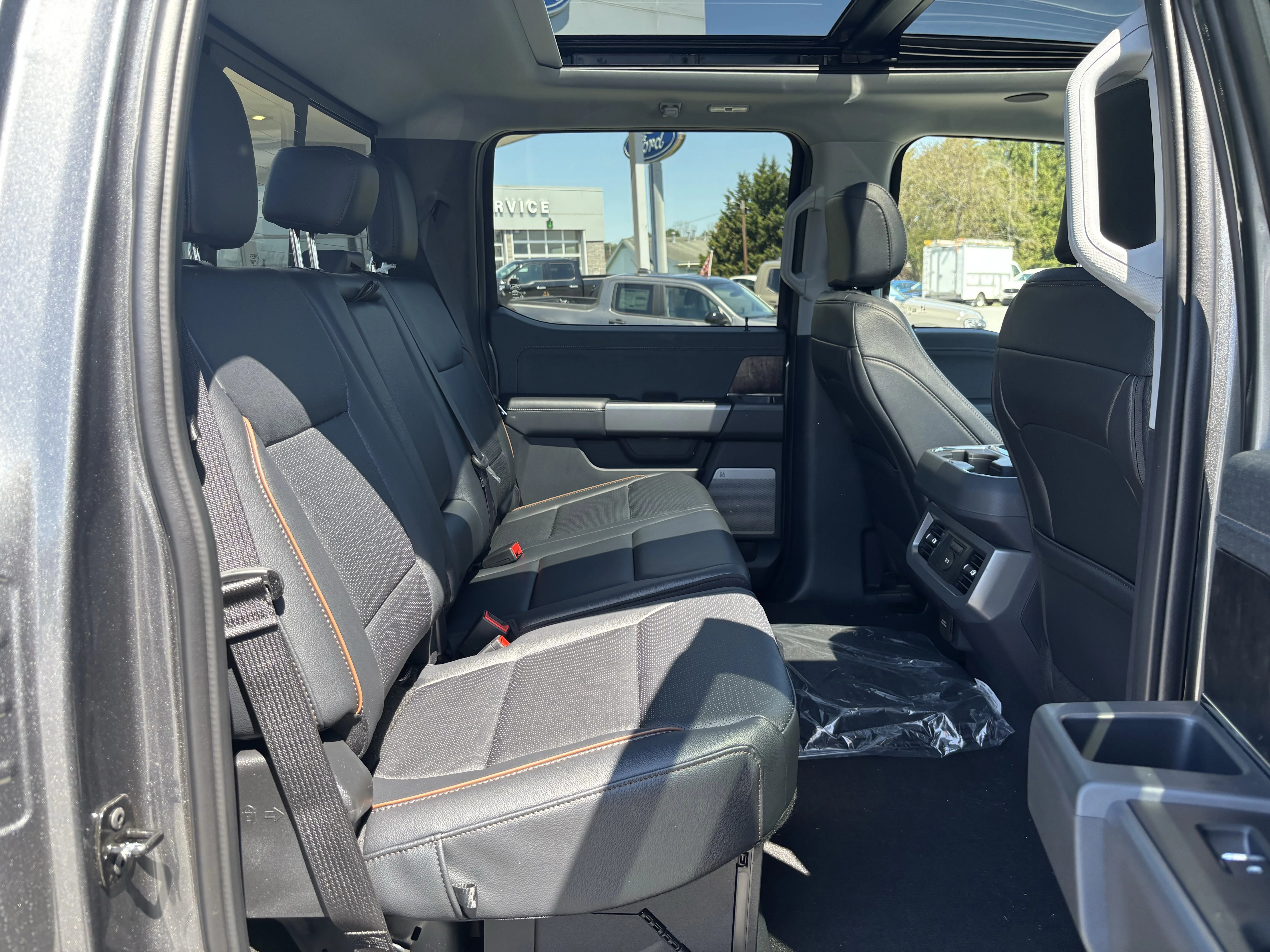 New 2026 Carbonized Gray Metallic Ford F-250® Lariat® image 39