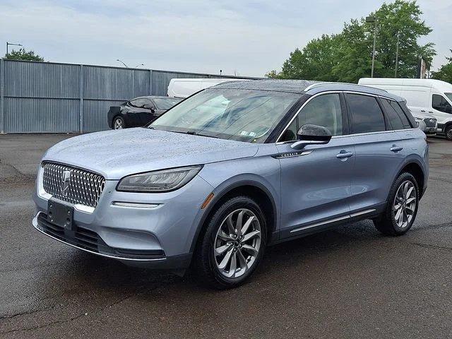 Used 2022 Blue Metallic Lincoln Standard image 3