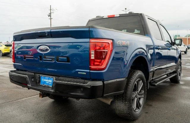Used 2023 Blue Ford XLT image 6