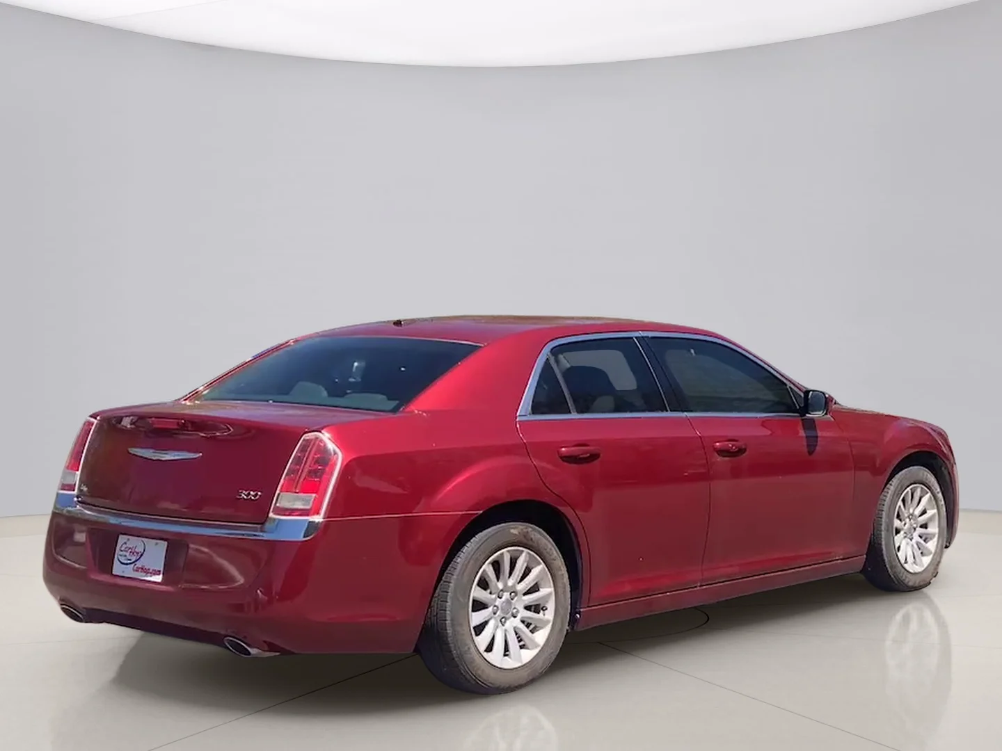 Used 2014 Red Chrysler RWD image 6