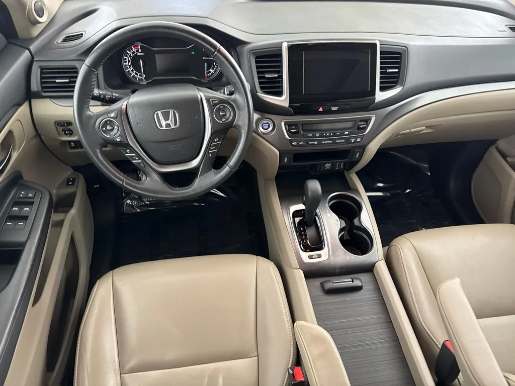 Certified Used 2018 White Honda EX-L image 25