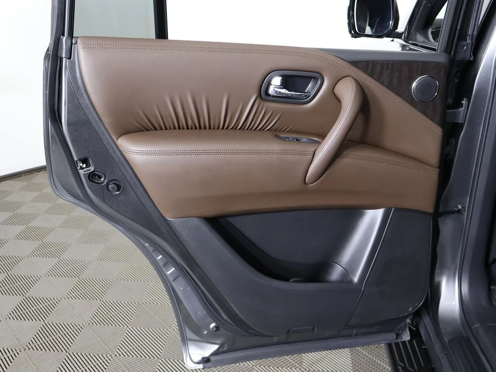 2024 Nissan Armada Platinum - Photo 30