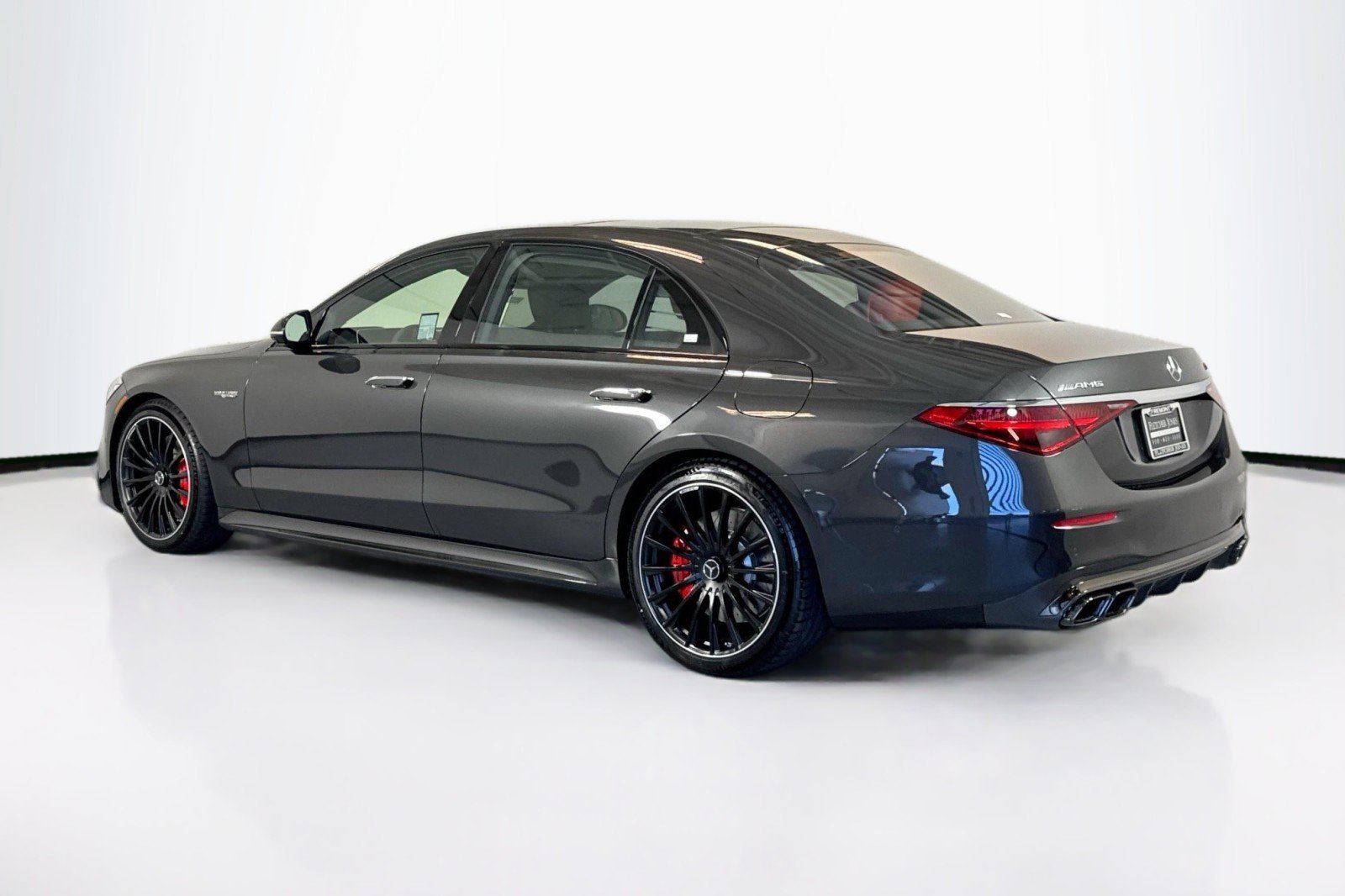 2025 Mercedes-Benz S-Class S 63 - Photo 7